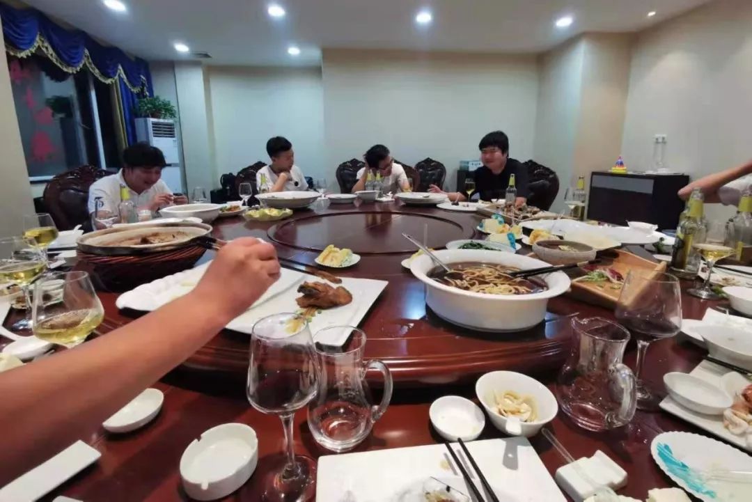 夏送清涼，集體慶生，慰問一線 | 致我們的一線伙伴：辛苦了！